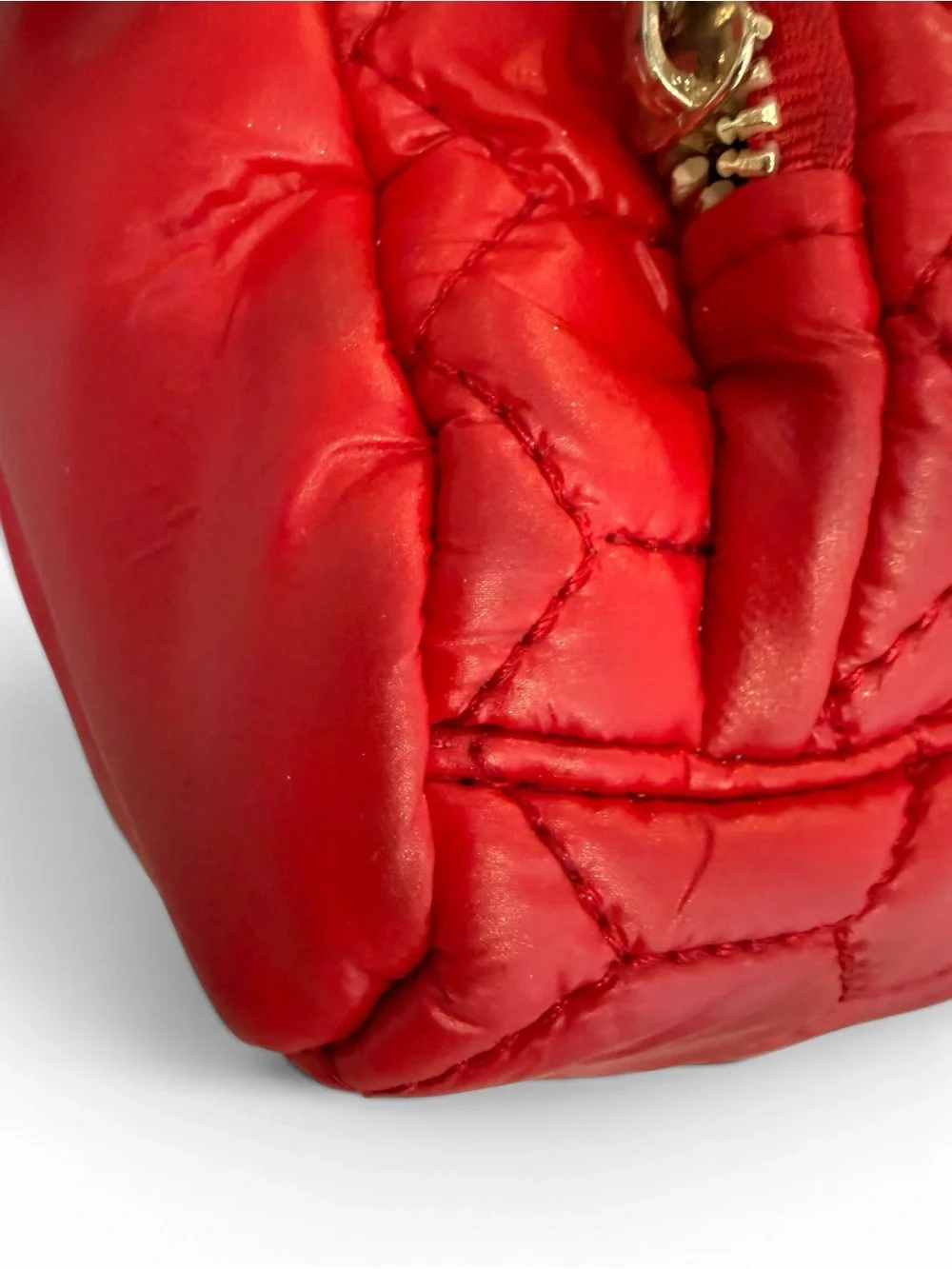 Pretty Aimee Kestenberg Red Puffer Quilted Cosmetic Bag